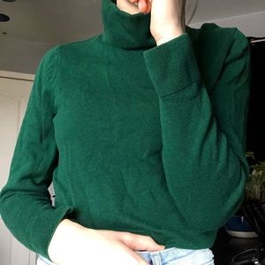 Chaps Green Turtleneck